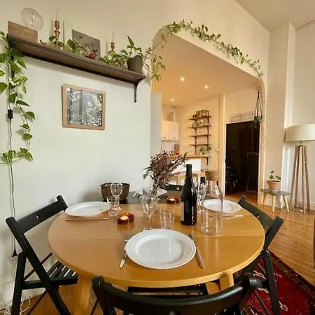 Petit Cine Croix-roussien Apartamento Lyon